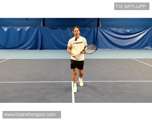 网球新手必看：从零开始的快速入门技巧与训练方法分享