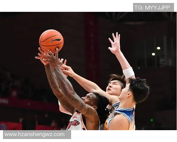 上海篮球队的战术解析与控制力深度探讨