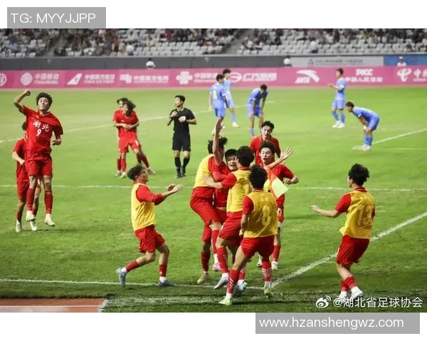 河南建业与辽足激战正酣谁将成为本赛季的黑马球队